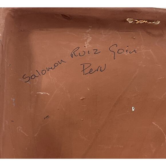 Salomon Ruiz Soiu Hand Painted Peruvian Folk Art Wall Mask w/ Tassels – Signed - Picture 8 of 8